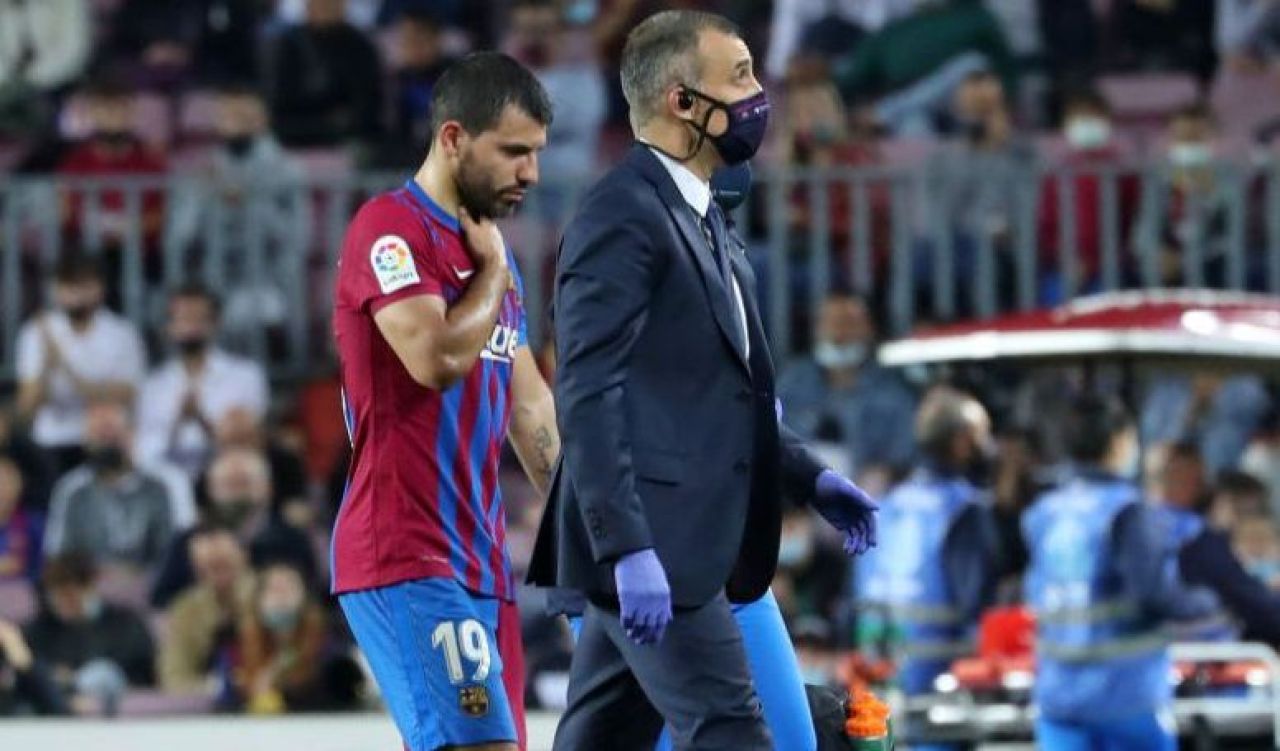 Dezastru pentru Barcelona! Catalanii vor putea conta doar pe Luuk de Jong în atac! Cât va lipsi Kun Aguero _4
