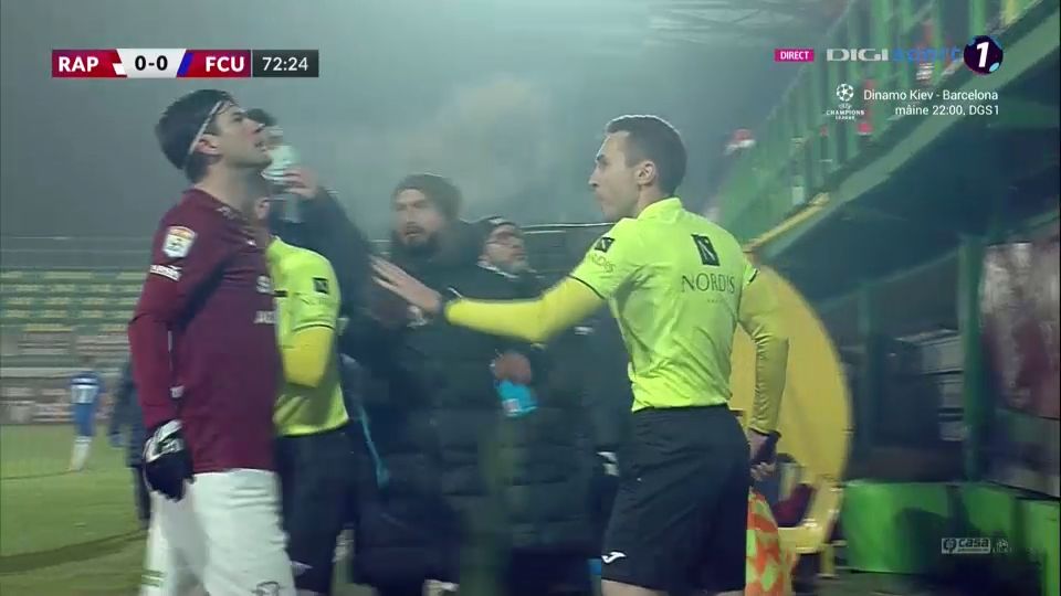 S-a lăsat cu scandal la Rapid - FCU Craiova! Săpunaru și-a ieșit din minți și a început să înjure! Mititelu jr., implicat și el_5