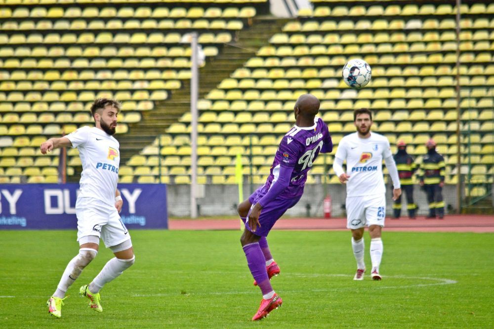 Dezvăluiri incredibile despre un jucător din Liga 1: „I-au găsit colegii carnetul. Ar fi cu 4 ani mai în vârstă!” _6