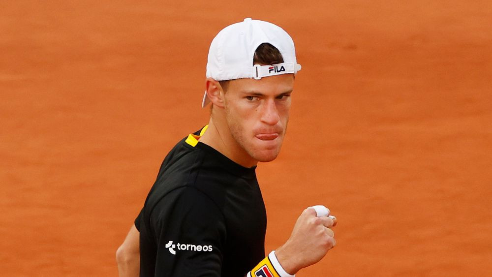 Cel mai straniu moment de la Paris. Bucăți din racheta ruptă i-au intrat în palmă lui Schwartzman: ce s-a întâmplat după_3