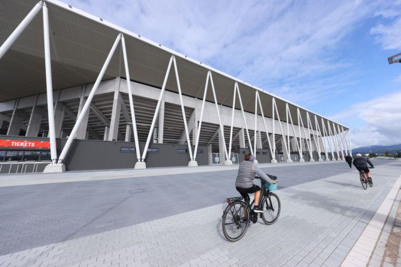 Freiburg s-a mutat pe cel mai eco-friendly stadion din lume! Ce facilități are noua bijuterie din Bundesliga_10
