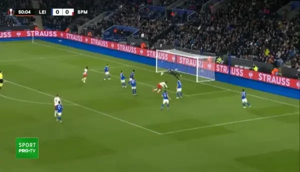 Spartak Moscova deschide scorul cu Leicester.