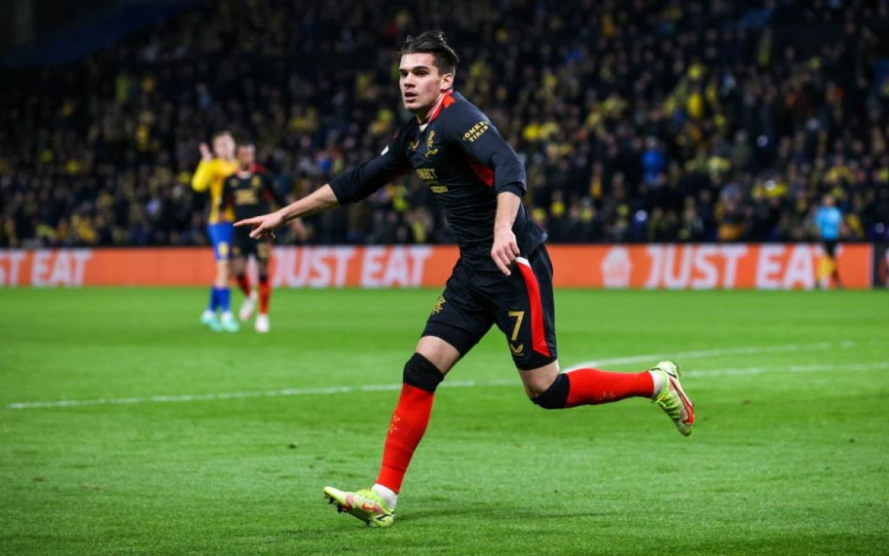 Steven Gerrard, încântat de evoluția lui Ianis Hagi. Românul a marcat golul egalizator în meciul din Europa League _1