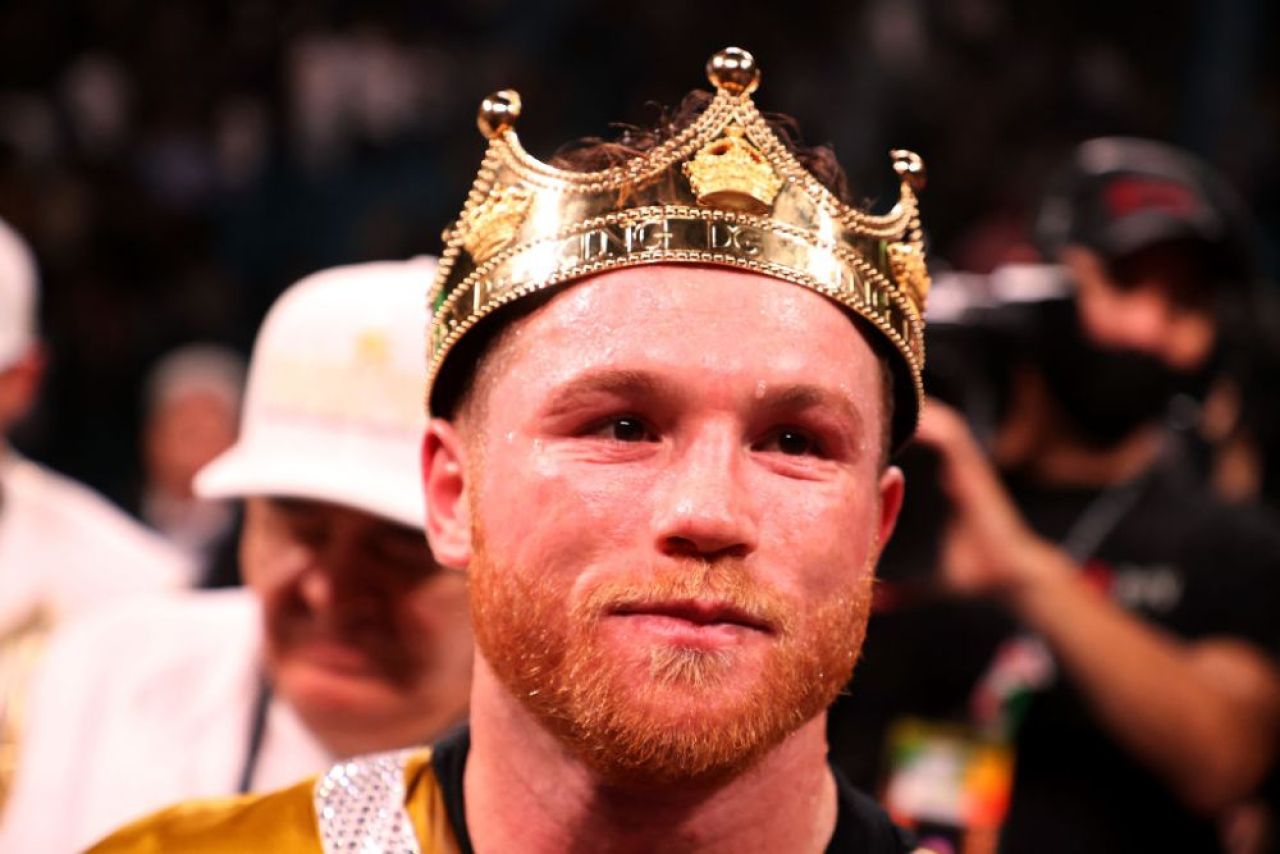 K.O pentru istorie! Saul 'Canelo' Alvarez l-a demolat pe Caleb Plant și a realizat o super-performanță _3