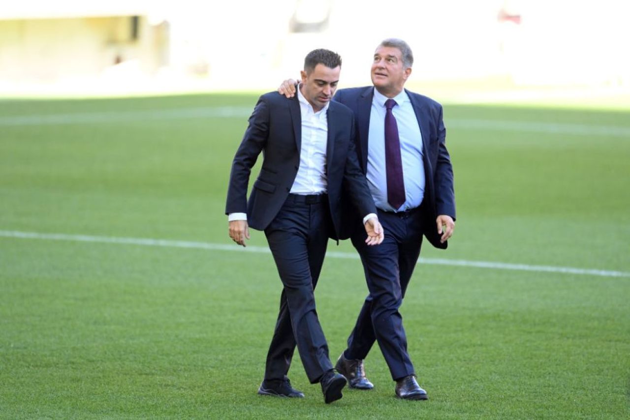 Legenda s-a întors acasă: Xavi, prezentat oficial ca noul antrenor al Barcelonei! Fanii i-au scandat numele + primele declarații_6