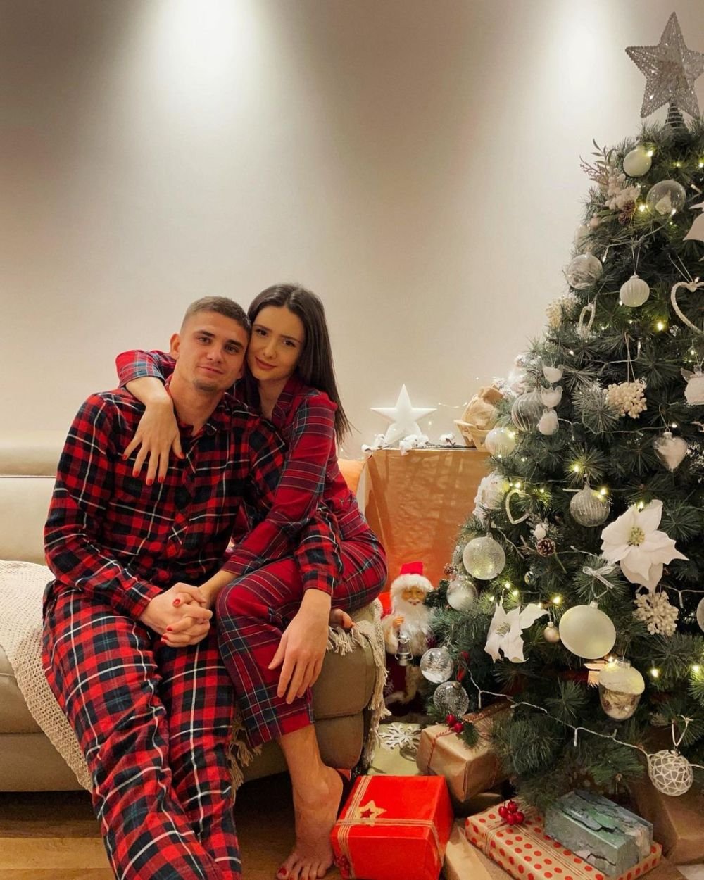 Răzvan Marin a cerut-o de soție pe iubita sa. Românul a pregătit un decor spectaculos pentru fericitul eveniment _3