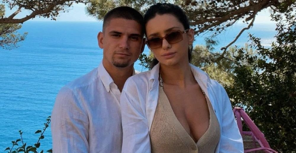 Răzvan Marin a cerut-o de soție pe iubita sa. Românul a pregătit un decor spectaculos pentru fericitul eveniment _6