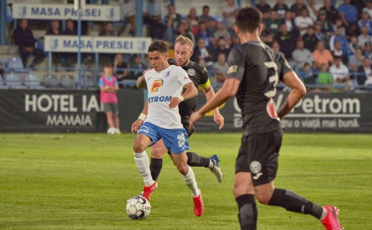 Asta da ciudățenie! Dacă debutează la cei 15 ani ai săi, Sali nu prinde nici Top 60 al celor mai tineri internaționali all-time! România - Islanda e joi (21:45), live pe Pro TV și Voyo_2