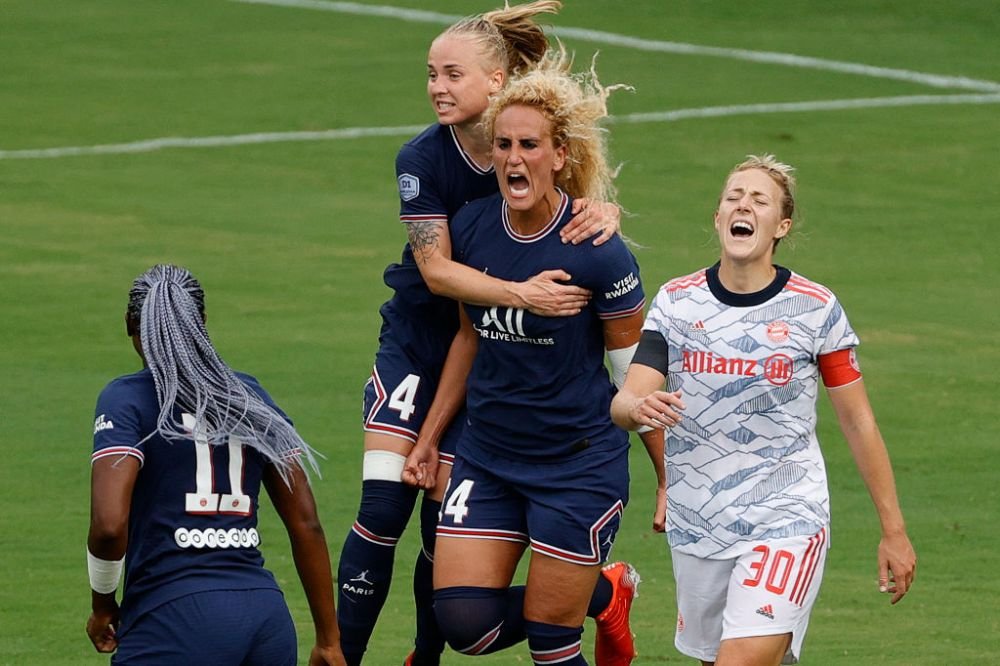 Noi detalii în cazul fotbalistei de la PSG snopită cu ranga de oameni pe care i-ar fi plătit chiar colega ei _2
