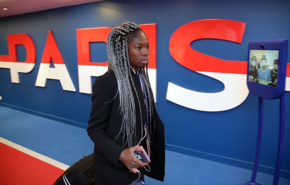 Noi detalii în cazul fotbalistei de la PSG snopită cu ranga de oameni pe care i-ar fi plătit chiar colega ei _8