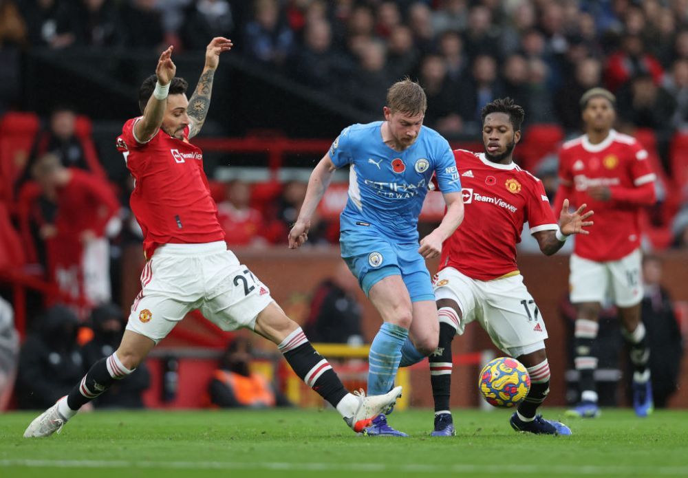 Încă o umilință pentru United?! De Bruyne a dezvăluit gestul incredibil făcut de Guardiola înainte de derby: „Am oprit totul după 10 minute!”_9
