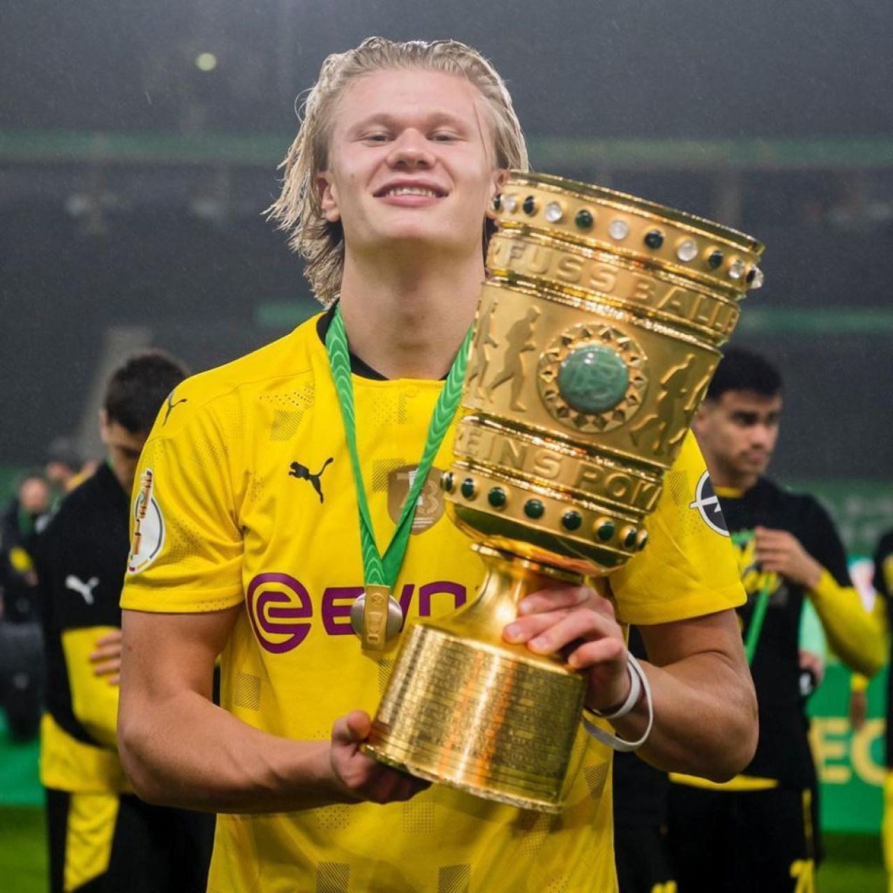 Suma colosală pe care Dortmund e dispusă să o plătească pentru a-l opri pe Haaland din drumul spre Real Madrid_2