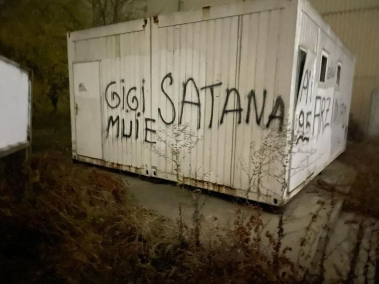 Derapaj incredibil al suporterilor FCSB la adresa lui Becali! Reacție dură a fanilor după demiterea lui Edi Iordănescu_7