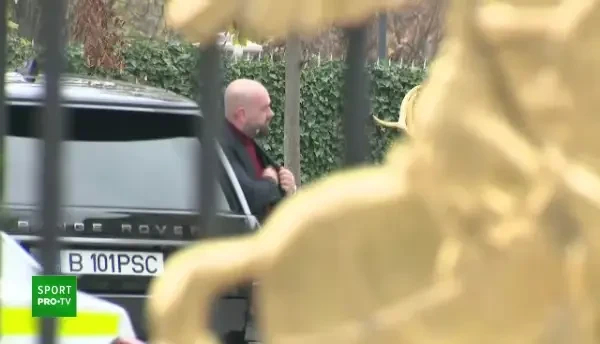 Poliția criminalistică, la palatul lui Gigi Becali după amenințările primite