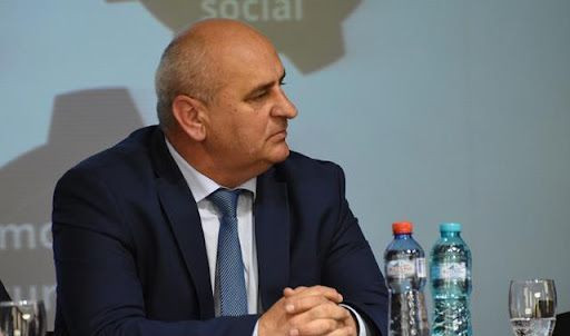 Se &icirc;nt&acirc;mplă &icirc;n Rom&acirc;nia: la 51 de ani, un primar din Botoșani a marcat un supergol &icirc;n Liga a IV-a!