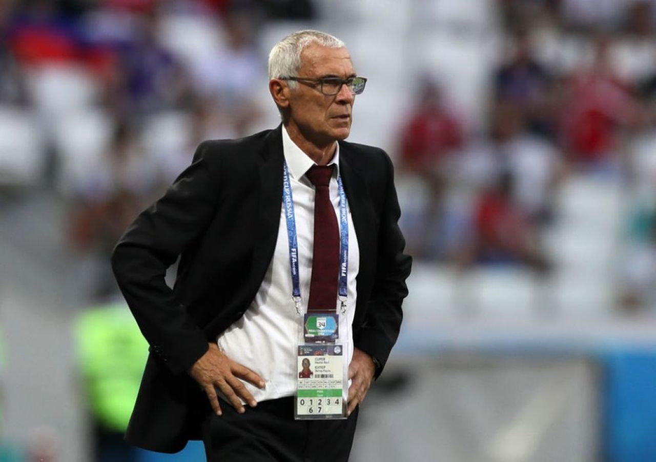 Gafă uriașă! Naționala lui Cuper ar putea rata barajul pentru CM! FIFA i-a anulat un meci României pentru aceeași eroare_3