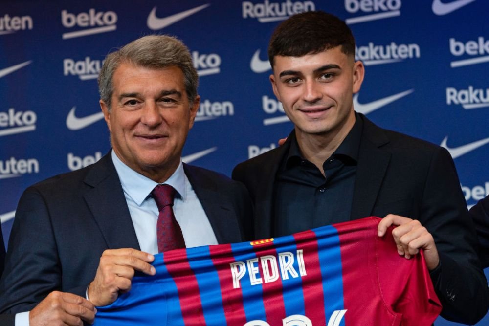 Pedri, 'puștiul-minune' al Barcelonei, a câștigat trofeul Golden Boy! _2