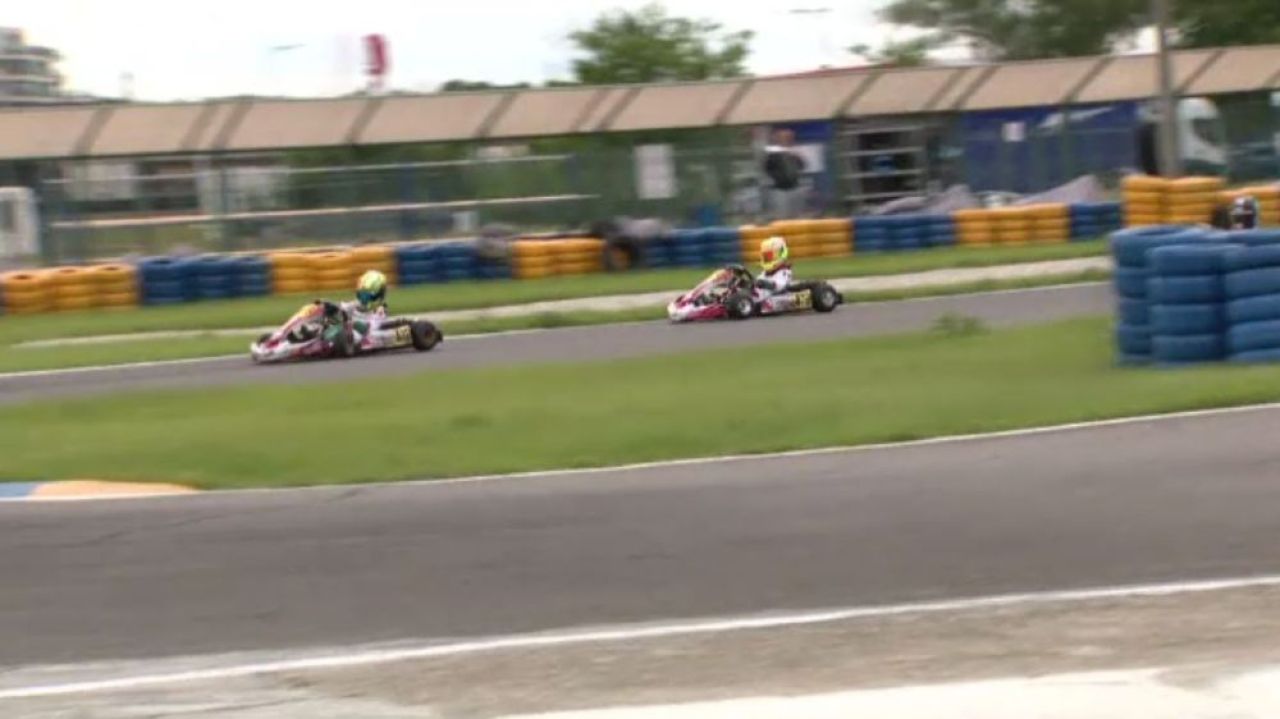 Un puști de 12 ani din România a reușit să câștige titlul mondial la karting, la categoria sa_4