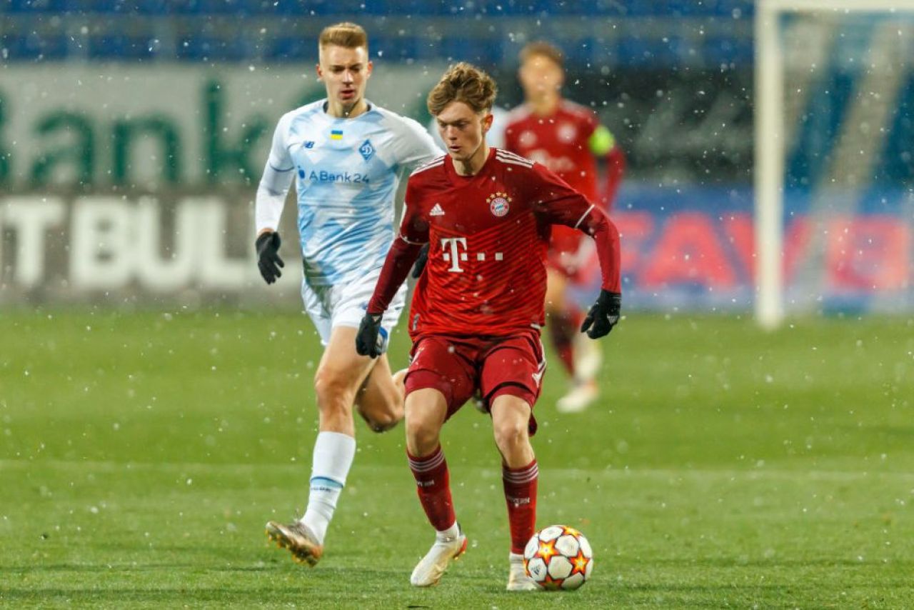 Imagini spectaculoase de la Kiev! Condițiile grele în care echipa lui Mircea Lucescu dispută duelul cu Bayern_3