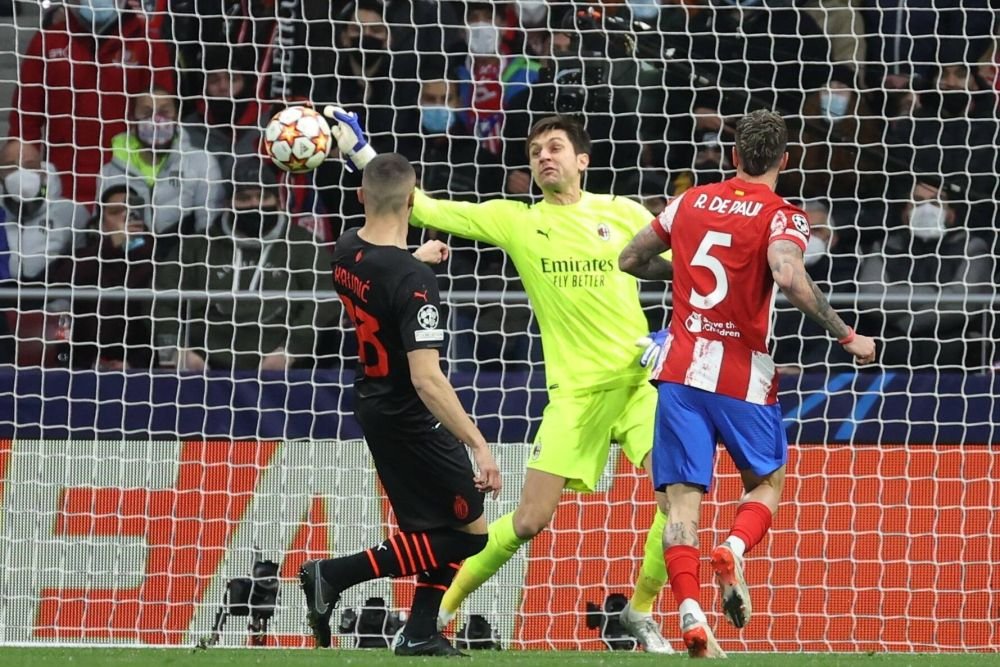 „Răspuns cu personalitate!” Tătărușanu, peste 'zidul' Oblak în super-duelul din Champions League! Notele primite de român_7
