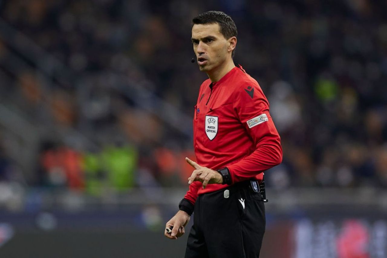 Ovidiu Hațegan, centrul furiei italienilor în meciul cu Shakhtar! I-a enervat pe fani după ce a anulat două goluri pentru Inter_3
