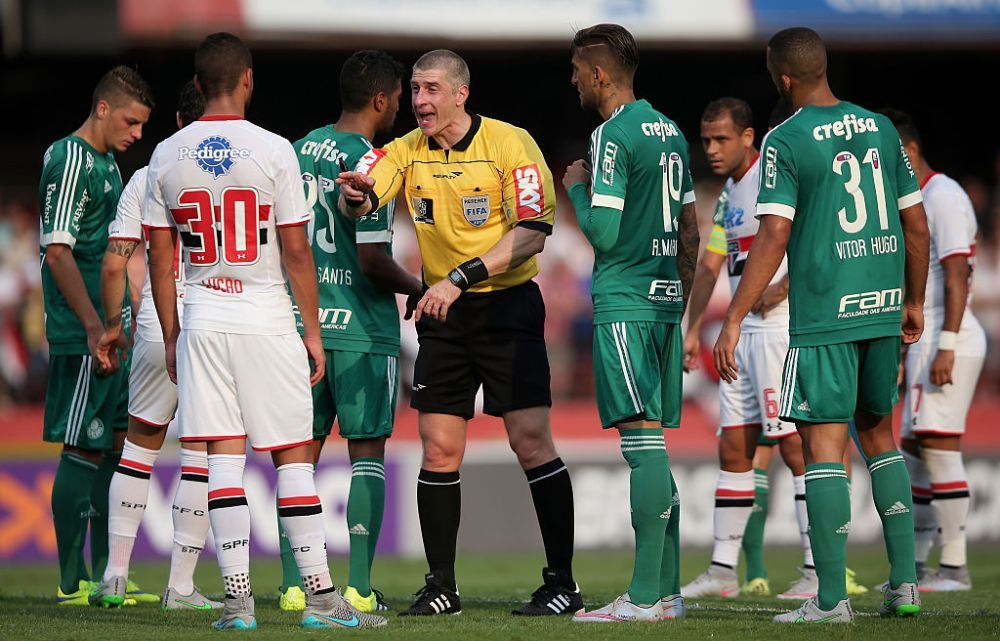 El este cel mai de temut arbitru: ”Sunt mai puternic decât Hulk!”_7