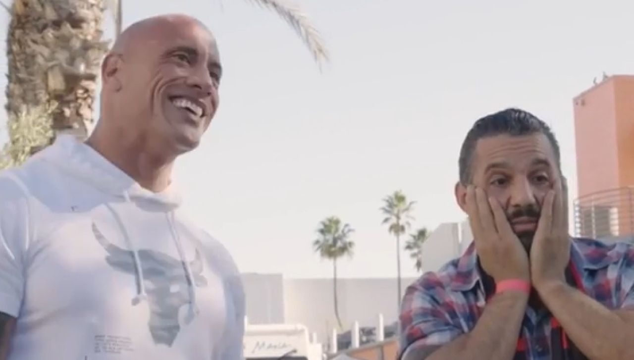 Gestul impresionant făcut de Dwayne Johnson pentru un veteran de război. I-a făcut un cadou impresionant de sărbători_4
