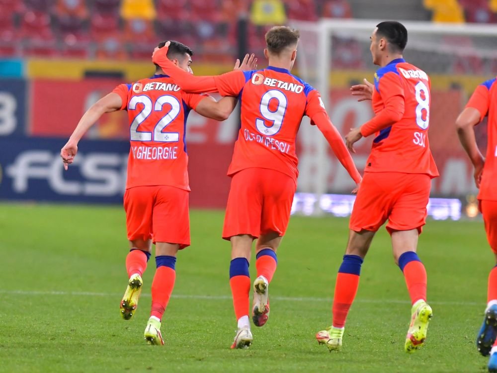 Veste bună pentru FCSB înaintea duelului cu Craiova! Fotbalistul care l-a impresionat pe Mihai Stoica, apt de joc_4