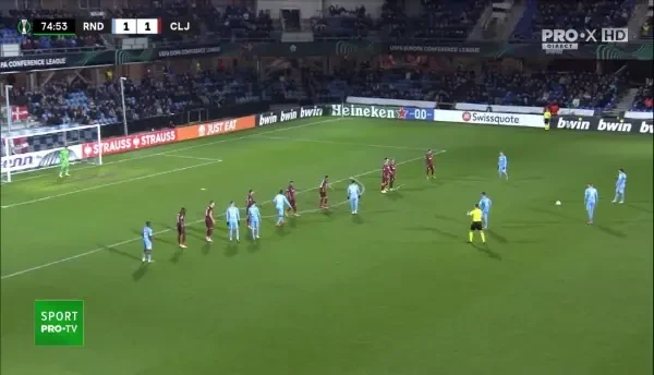 Randers preia conducerea cu o lovitură liberă executată perfect!