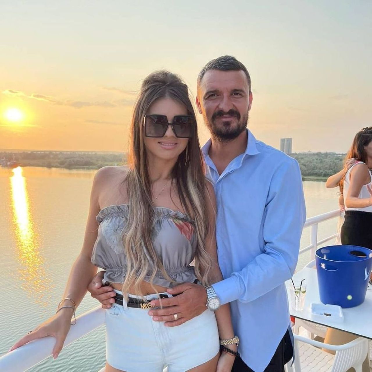 Constantin Budescu are o familie superbă. Cât de bine arată soția fotbalistului de la FCSB _3