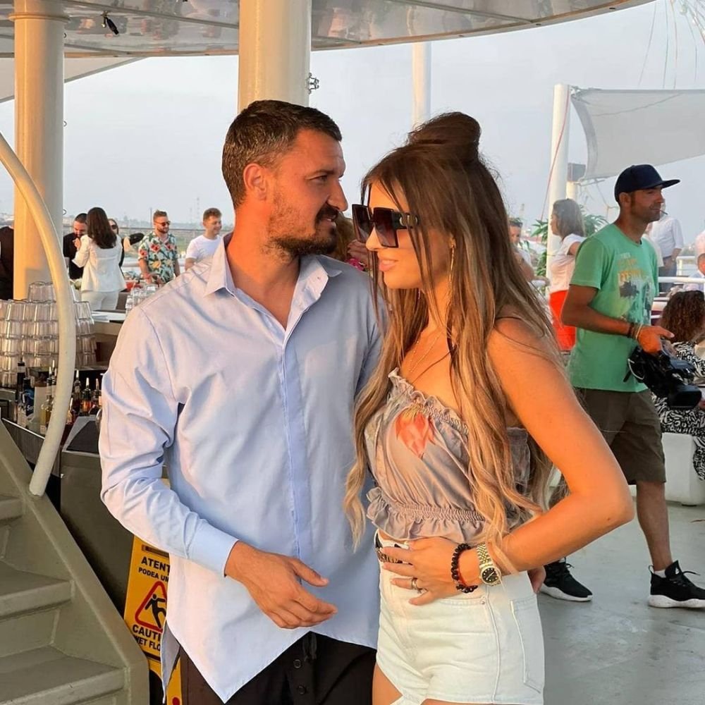 Constantin Budescu are o familie superbă. Cât de bine arată soția fotbalistului de la FCSB _6