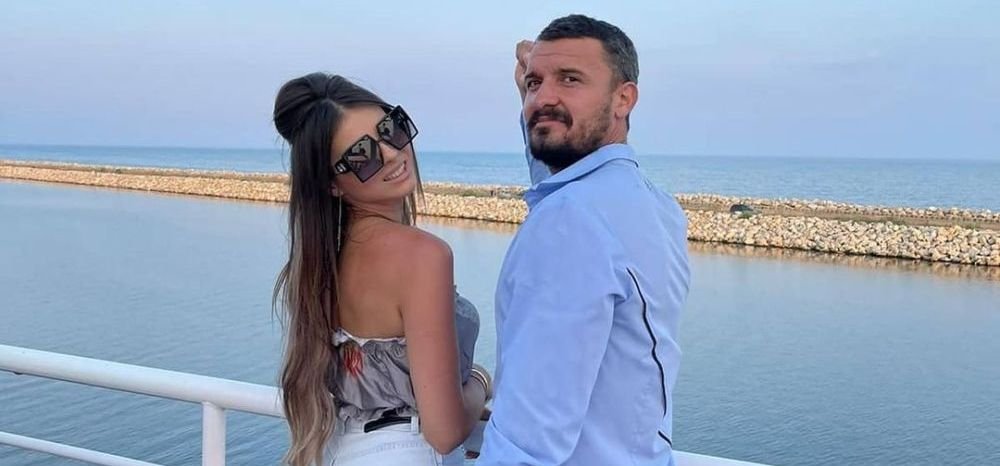 Constantin Budescu are o familie superbă. Cât de bine arată soția fotbalistului de la FCSB _8