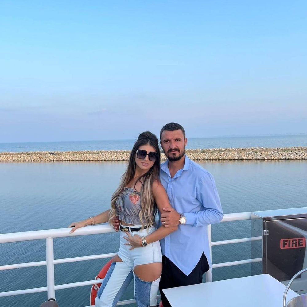 Constantin Budescu are o familie superbă. Cât de bine arată soția fotbalistului de la FCSB _9