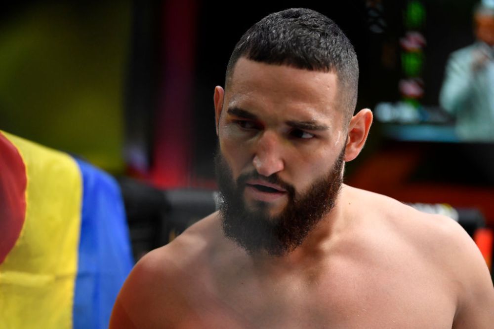 Singurul român din UFC, antrenamente spartane în sala de forță_2