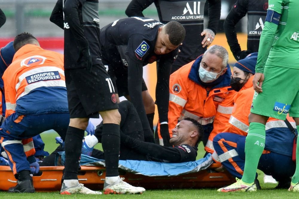 Accidentare horror pentru Neymar! Brazilianul poate fi OUT pentru o perioadă lungă! Reacția jucătorului + Mesajul lui Pele _15