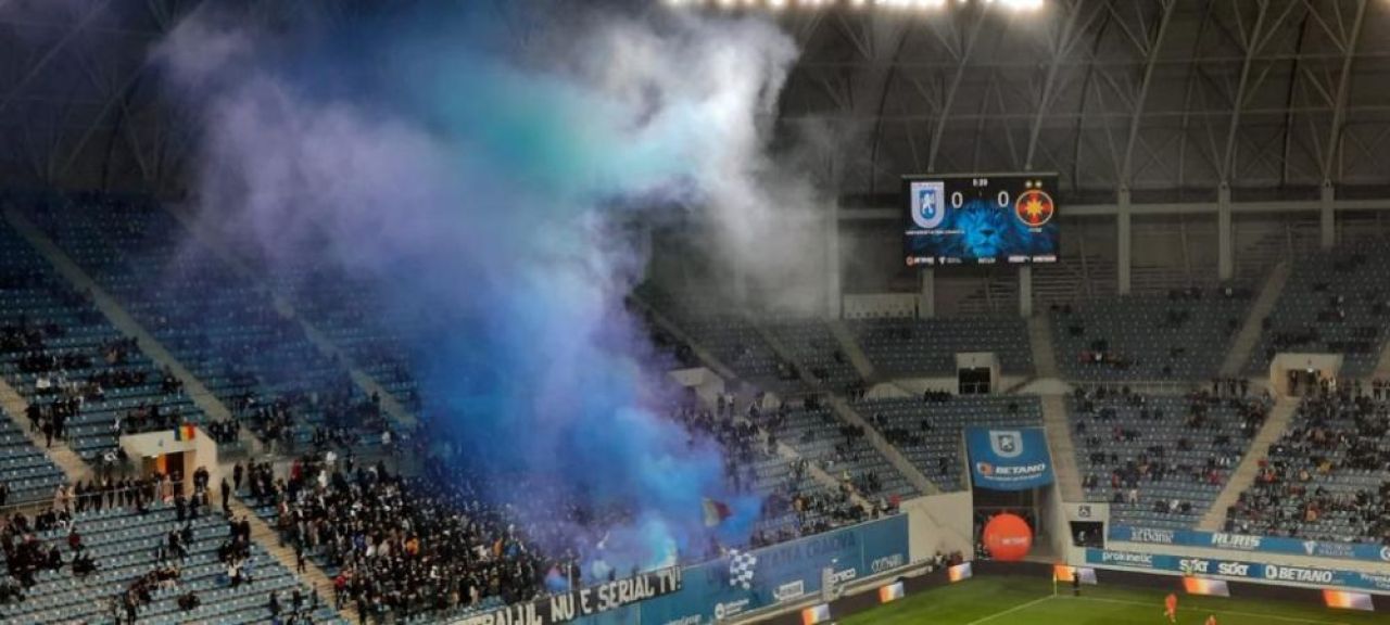Atmosferă electrizantă pe „Ion Oblemenco”! Suporterii au revenit în tribune și au făcut spectacol! Mesajul afișat de olteni _11