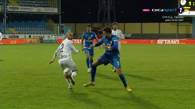 Final nebun la Mediaș! Farul a egalat, la ultima fază, după un penalty suspect. A fost sau nu contact?_3