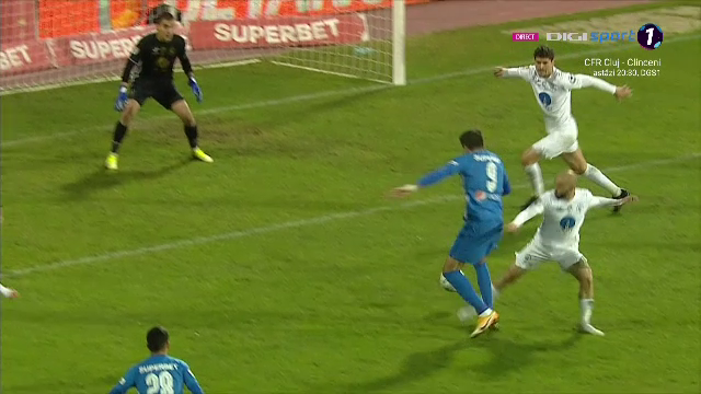 Final nebun la Mediaș! Farul a egalat, la ultima fază, după un penalty suspect. A fost sau nu contact?_12