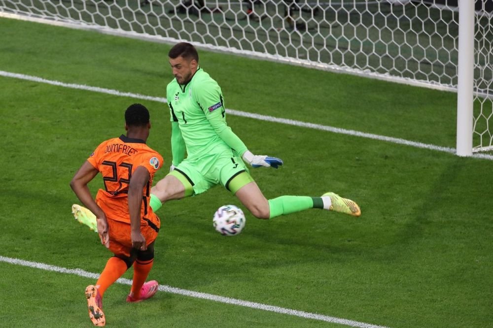 SPECIAL I Românul necunoscut al lui Mircea Lucescu! Joacă titular la Dinamo Kiev și în naționala Ucrainei_6