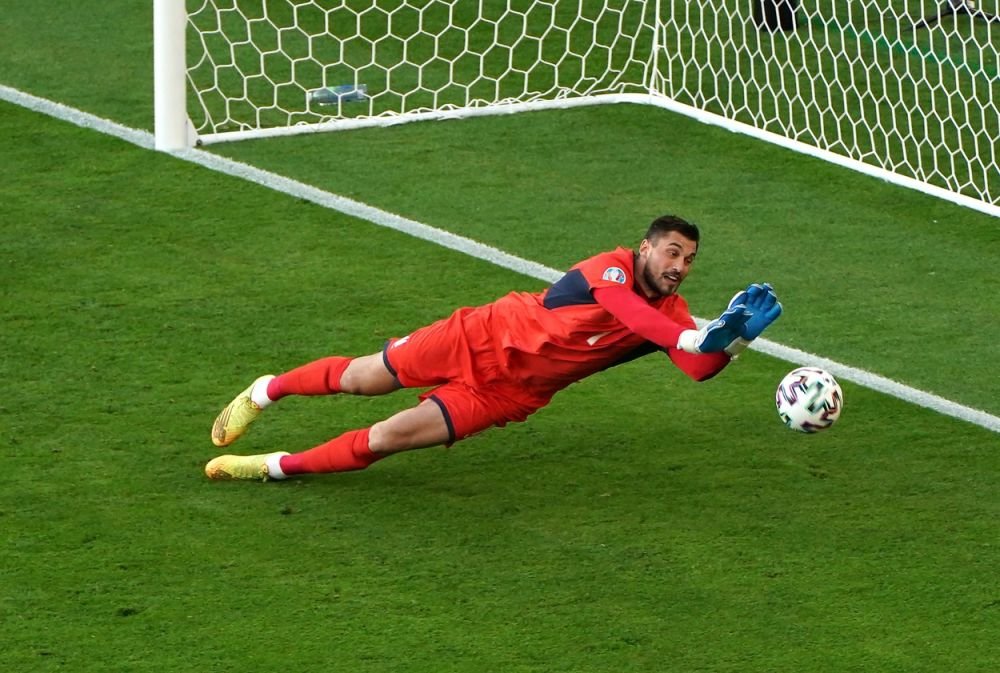 SPECIAL I Românul necunoscut al lui Mircea Lucescu! Joacă titular la Dinamo Kiev și în naționala Ucrainei_7