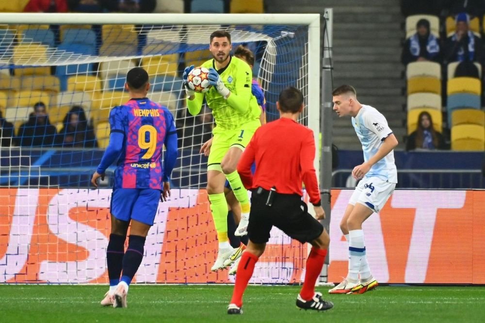 SPECIAL I Românul necunoscut al lui Mircea Lucescu! Joacă titular la Dinamo Kiev și în naționala Ucrainei_13