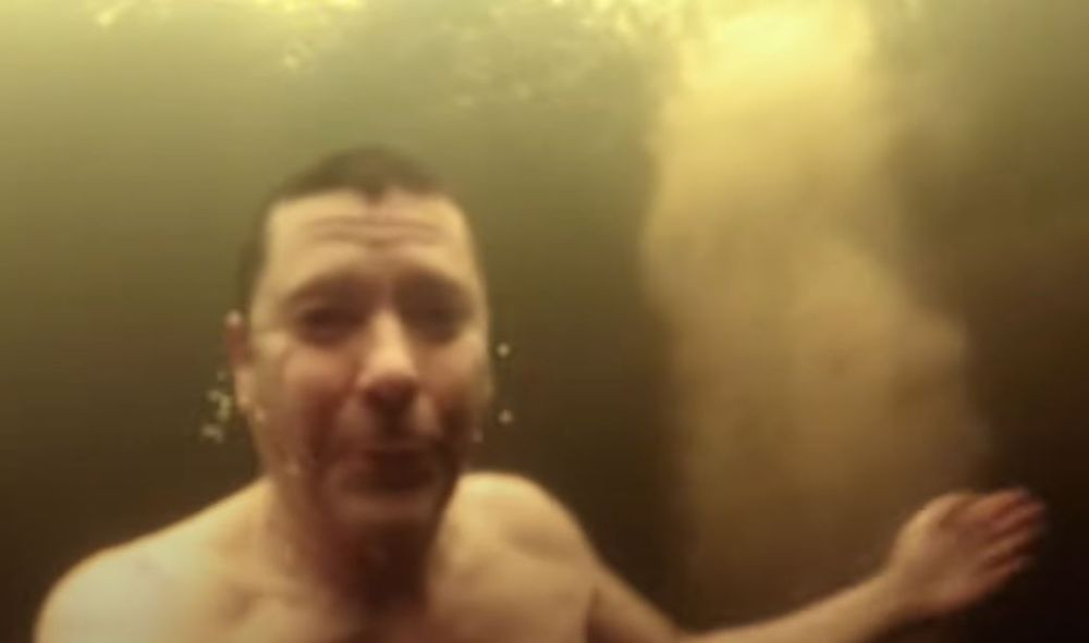 Și-a filmat sfârșitul tragic! Un cunoscut youtuber a murit după ce a căzut într-un lac înghețat _4