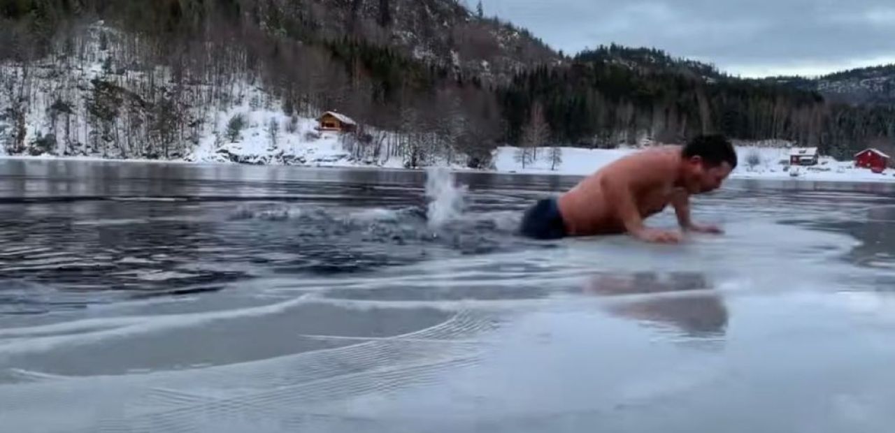 Și-a filmat sfârșitul tragic! Un cunoscut youtuber a murit după ce a căzut într-un lac înghețat _6