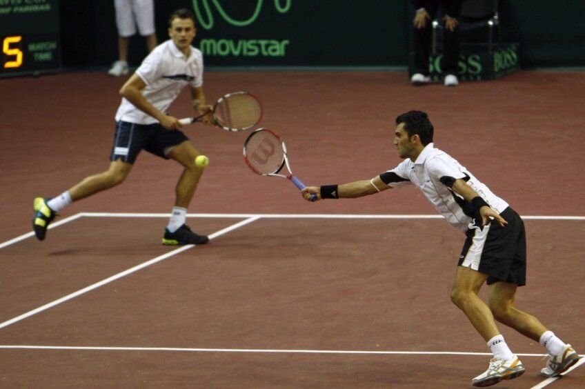 ZIUA NAȚIONALĂ | Să-ți amintești și încă să nu crezi: Marius Copil l-a bătut pe Marat Safin la debutul său în Cupa Davis_8