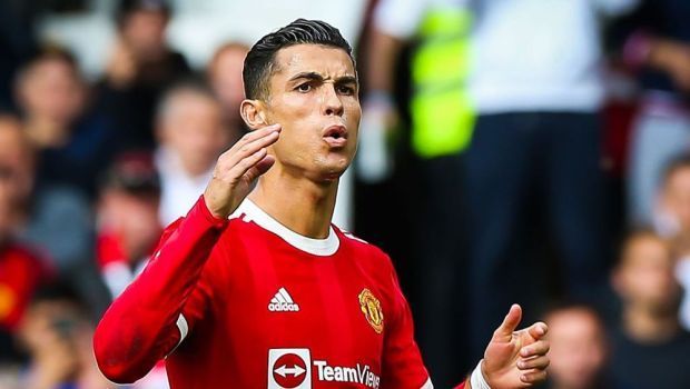 Momentul care l-a scos din sărite pe Ronaldo! A fost prezentat în chiloți la gala Balonului de Aur. Reacția lui Messi_13