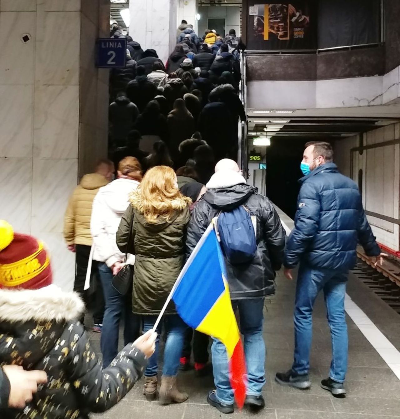 ZIUA NAȚIONALĂ | Care Covid-19? Mii de spectatori au urmărit pe viu parada de Ziua Națională_7