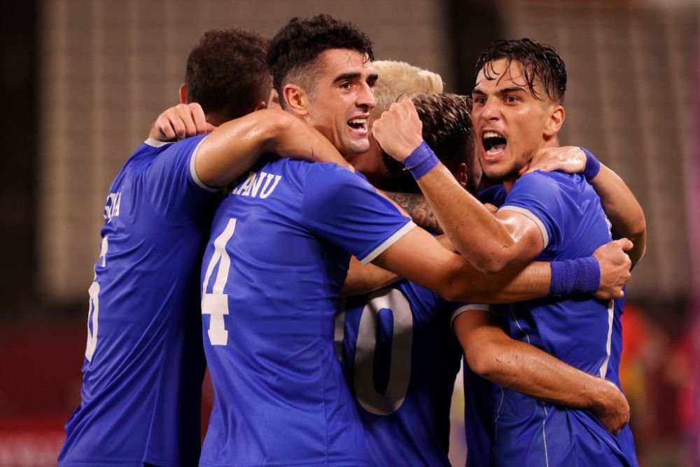 ZIUA NAȚIONALĂ | „Victoria cu Anglia de la Euro U21 m-a făcut cel mai mândru că sunt român!” Mesajul sincer al lui Pașcanu de 1 decembrie_16