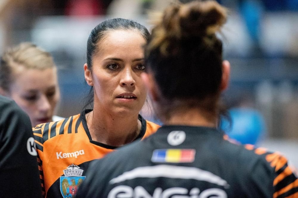 Opinia specialistei. Ce spune Aurelia Brădeanu despre naționala de handbal care vineri debutează la Mondial&nbsp;