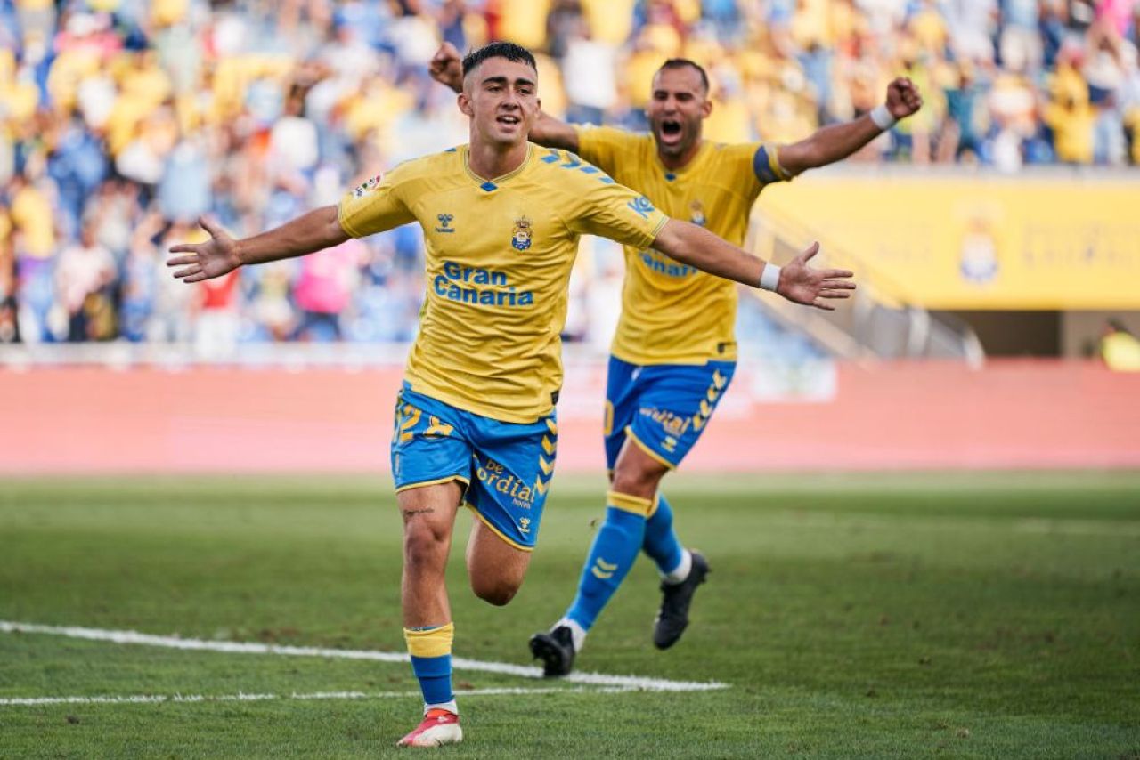 Barcelona a pus ochii pe viitorul Pedri! Xavi garantează pentru puștiul de 18 ani_1