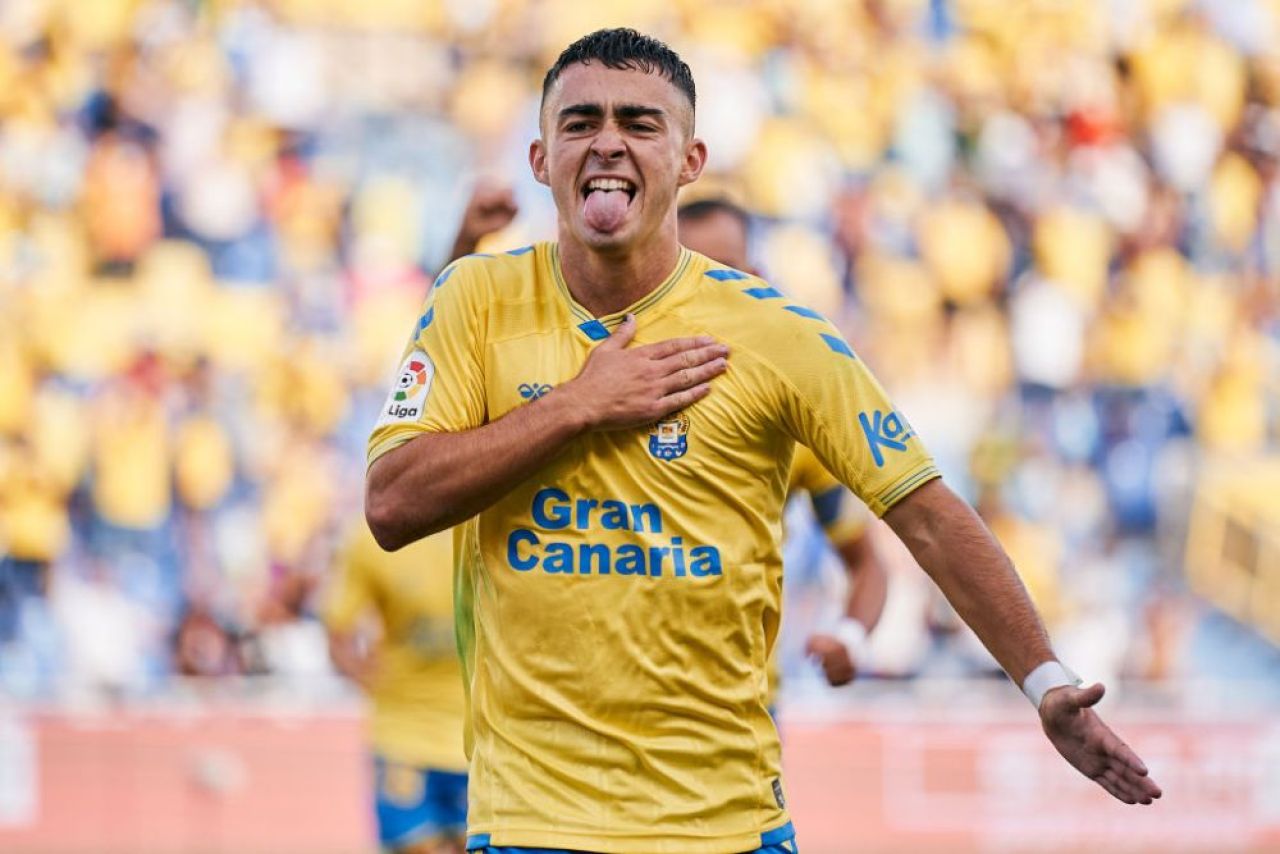 Barcelona a pus ochii pe viitorul Pedri! Xavi garantează pentru puștiul de 18 ani_2